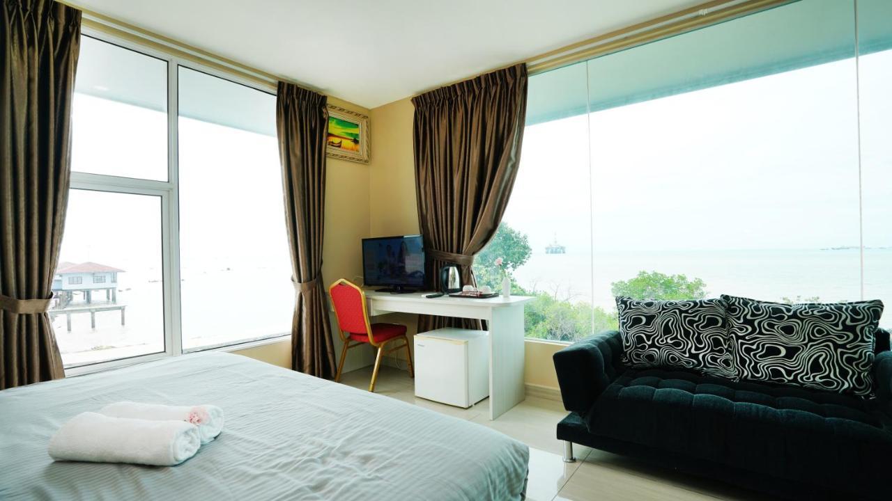 J.G. Resort Pengerang Exterior photo